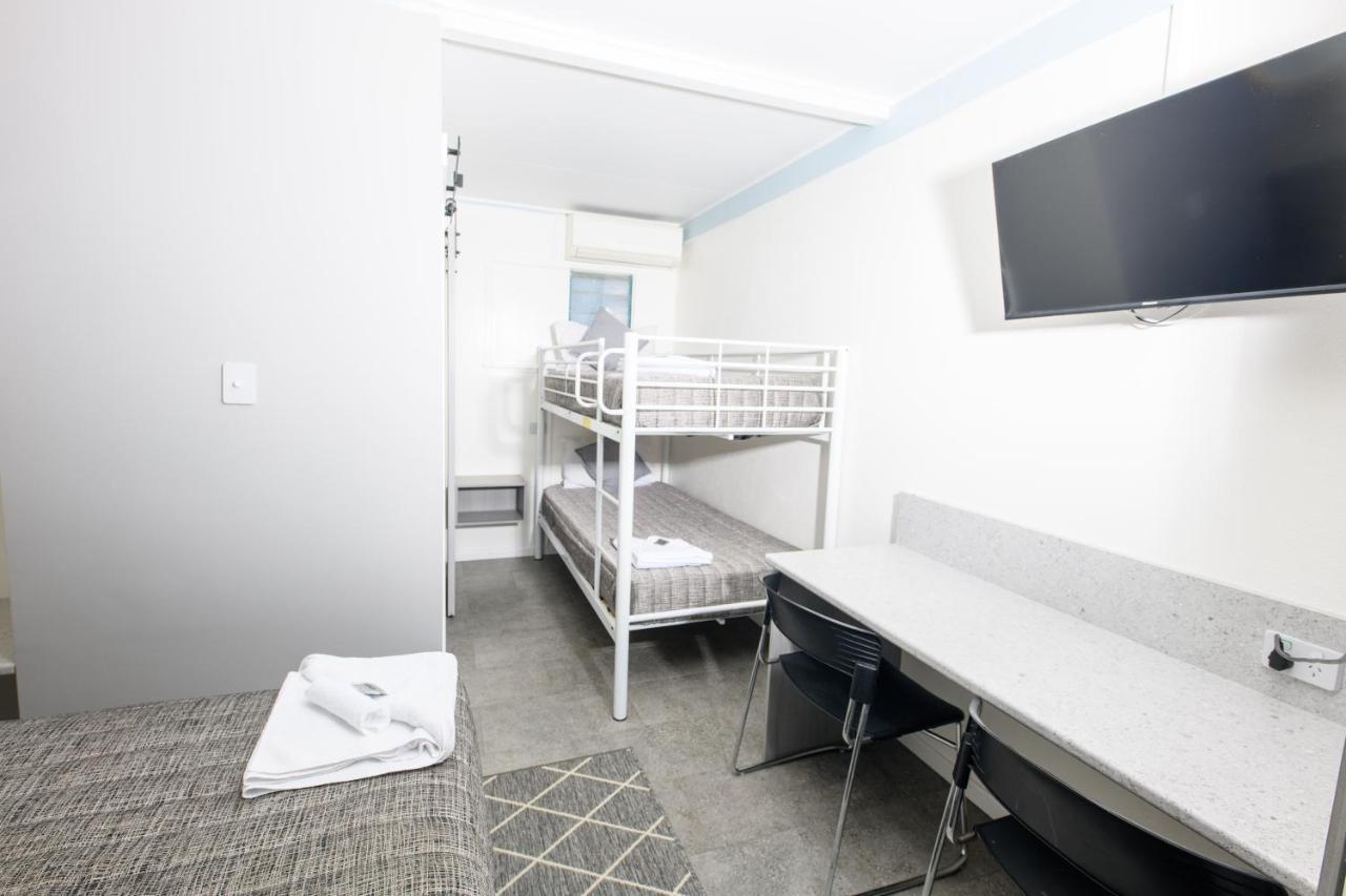 Y Motels キンガロイ エクステリア 写真